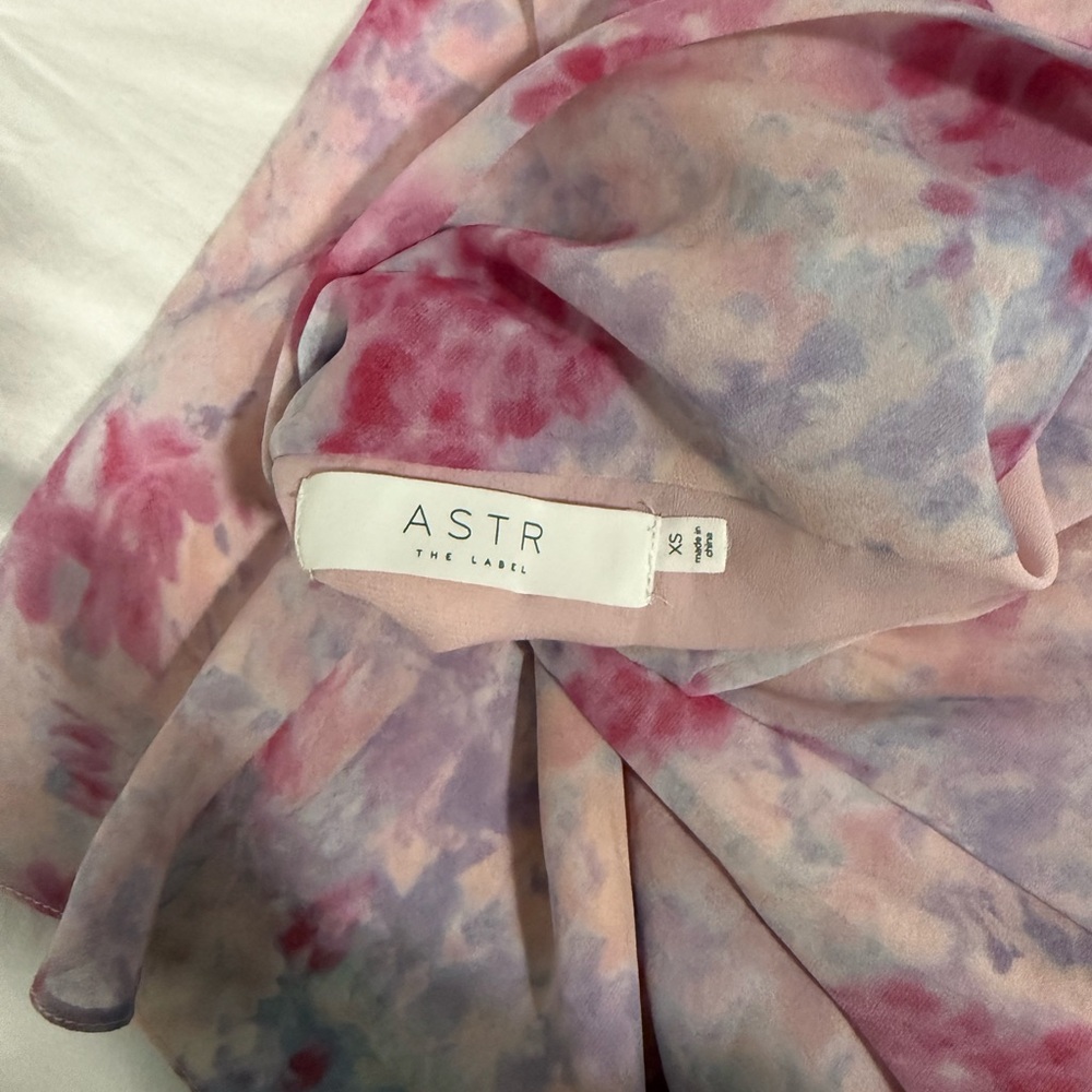 ASTR The Label Locklear Floral Mini - Picture 5 of 6